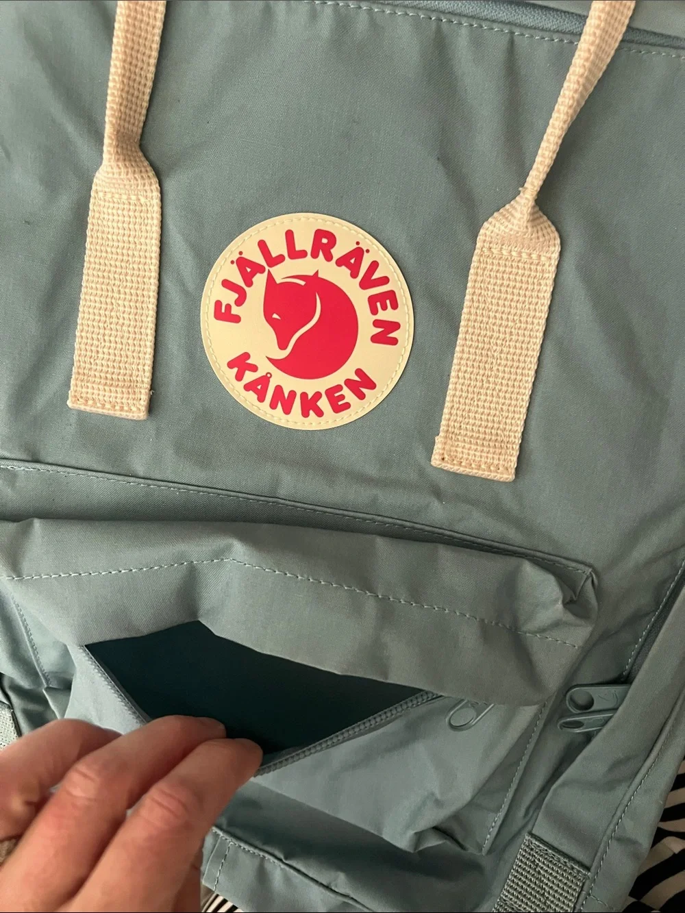 FJALLRAVEN KÅNKEN Water Resistant Backpack Sky Blue Light Oak